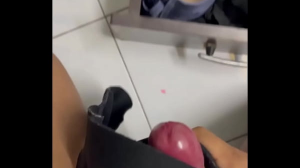 Masturbate with workmate lingerie s_in her room and_cum on my panty