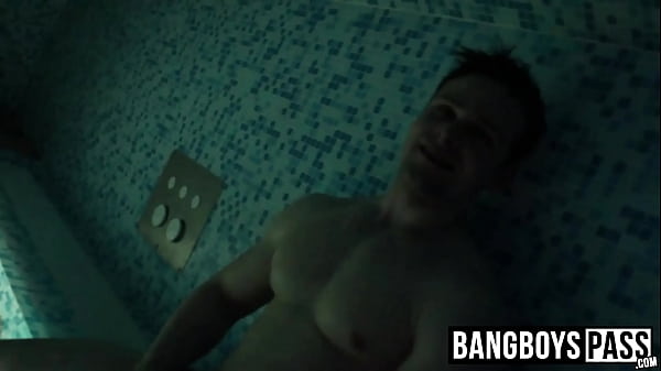 Beefy young man gives head and receives cum in mouth