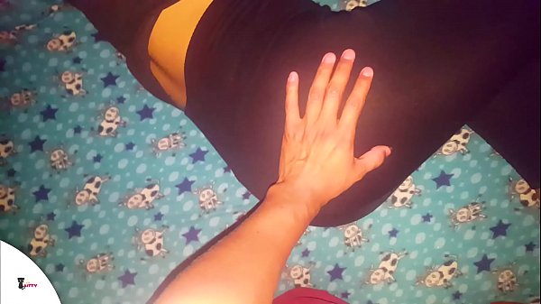 Play MP4 - Chica con gran culo es follada por detr&aacute;s