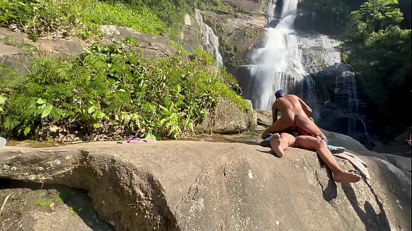 BASTIDORES E V&Iacute;DEO AMADOR COM A PRETINHA DE VEJA COMO QUE &Eacute; UM BASTIDORES (COMPLETO NO RED E NO CHER) 