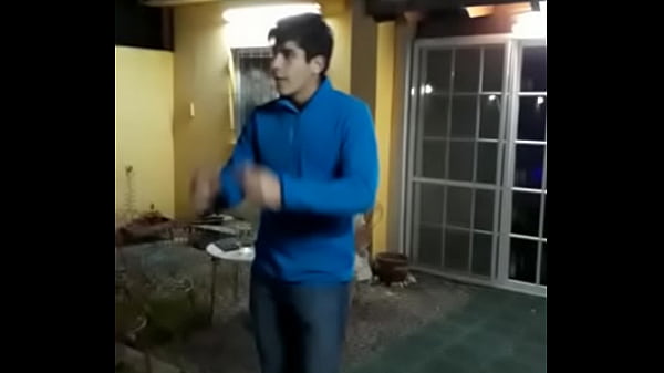 Nonton C&oacute;mo Baila Garay thumbnail