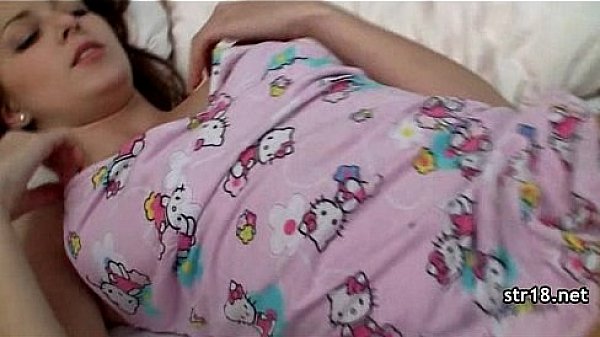 Young dude destroying 18-years old horny girl's pussy 