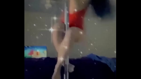 Nonton Cuckoldwife thumbnail