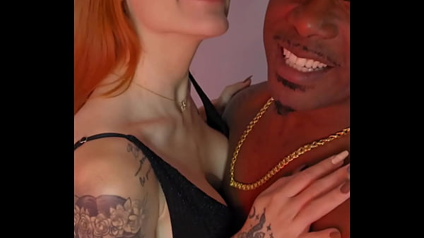 Fui_na mansão do Jefão e fodemos gostoso enquanto_o corno_me esperava em casa