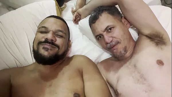 Play MP4 - COMI O PORTEIRO E O VIDEO ESTA NO RED