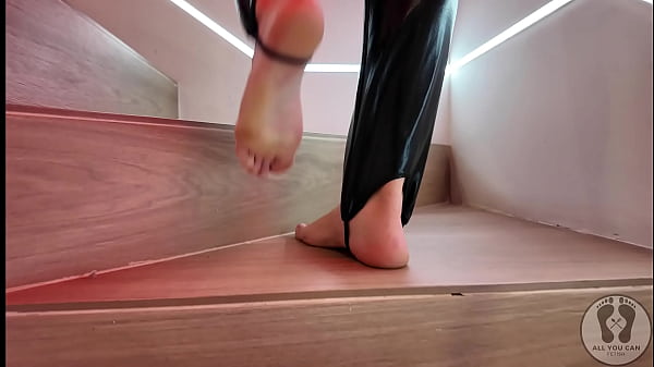 Nonton Rebeca Addams Dominatrix Dog Training Submissive Guys thumbnail