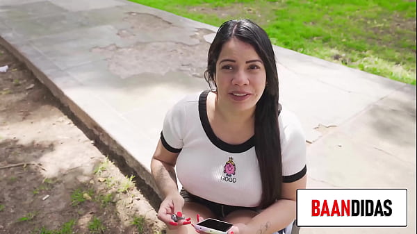 Play MP4 - milf tetona quiere verga porque su esposo tiene disfuncion erectil