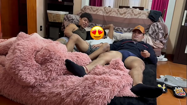 As&iacute; Me Gusta Ver Pel&iacute;culas, En Donde Me Terminan Destrozando El Chicle El Novio De Mi Mejor Amigo thumbnail