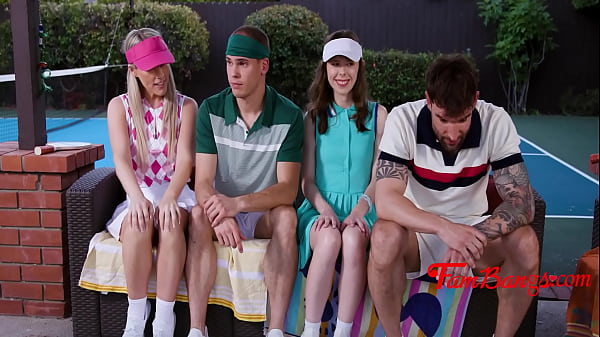 Playing ball with family turns into playing with family balls 