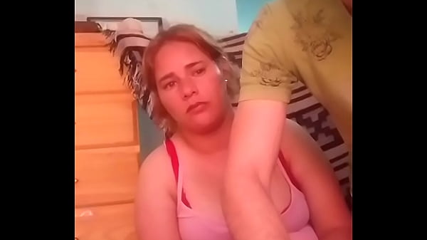 Chup&aacute;ndola un rato cuando chateamos en vivo 