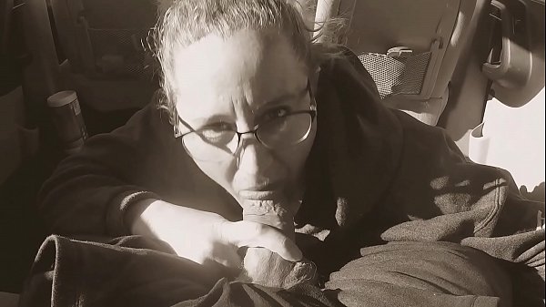 Play MP4 - Nerd wipes cum on him after she sucks his cock