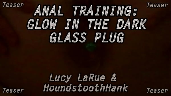 Anal glow in the dark glass plug 
