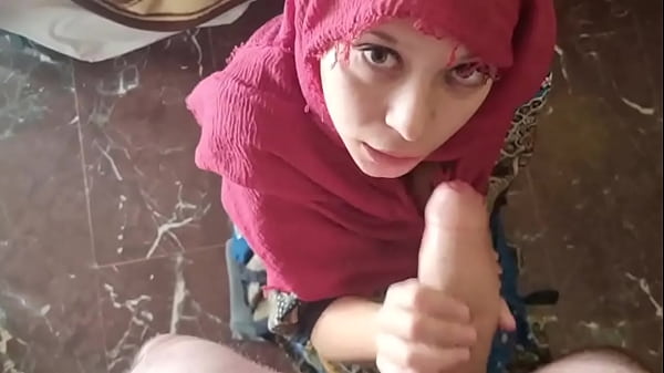 Play MP4 - Muslim suckig big cock and cuming on mouth