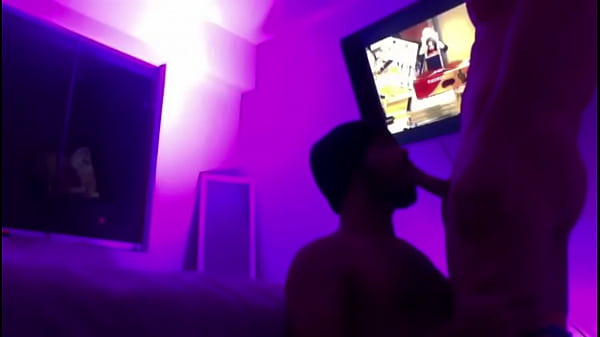 Mi primo me visit&oacute; y s&eacute; la chupa toda 