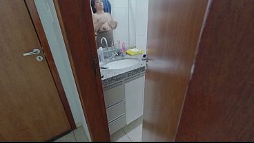 Voyeur Cousin Shower Fuck