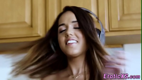 Latina_hottie riding lover