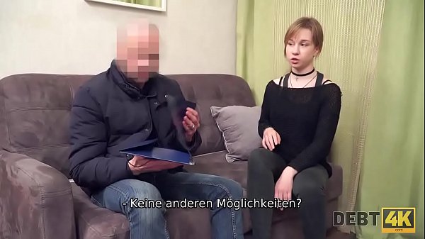 Debt4k. Die hubsche Rothaarige Alice Klay soll den Schwanz des_Leihgebers lutschen und reiten