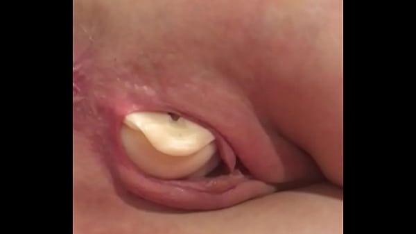 Play MP4 - Pussy pushing