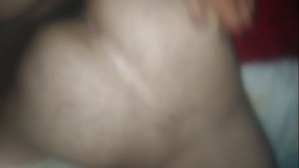 Play MP4 - Me lo cojo a pelo y le encanta