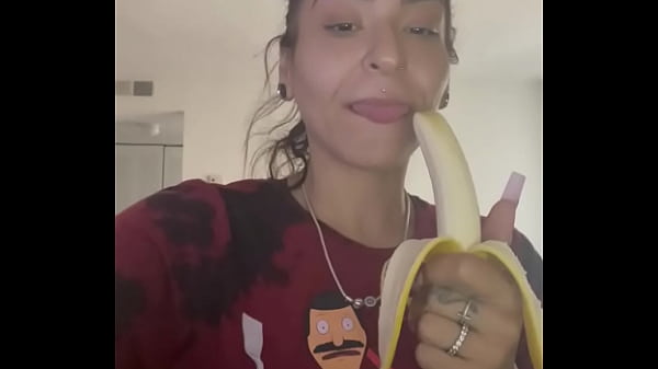 Nonton Eat It thumbnail