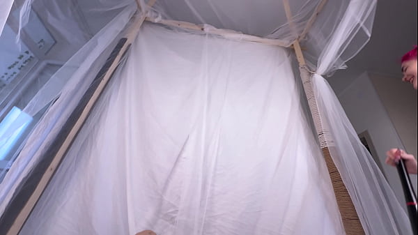 MadeRussianbitch to fuck suck my dick and_lick my_cum whenI creampied herpussy