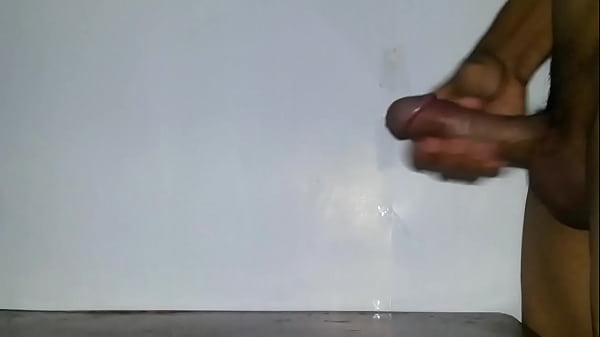 Solo Cum onThe Table Big Load