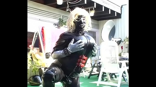 Roxina2006PosesInHotZentai140906XXL.WMV