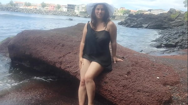 Curvy Lady Dresses Up In Sexy Clothes, Masturbates On The Beach And Photoshoot thumbnail