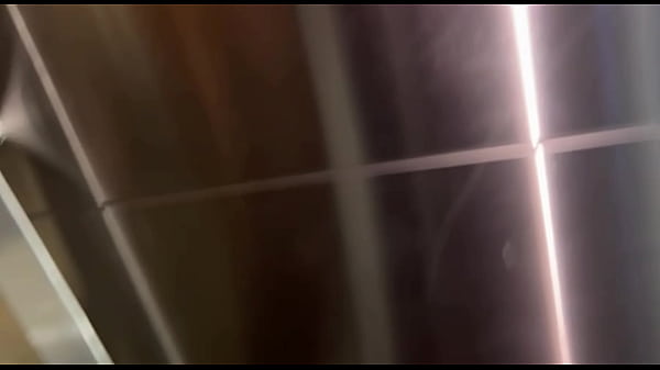I met a stranger in an elevator and she ended up giving me blowjob full video on xred
