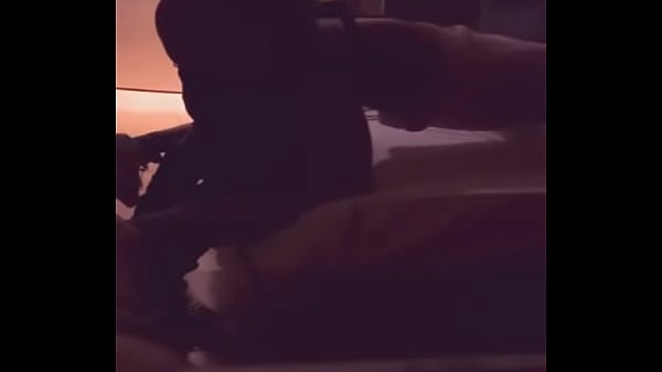 el repartidor de pizza me folla sin mas 