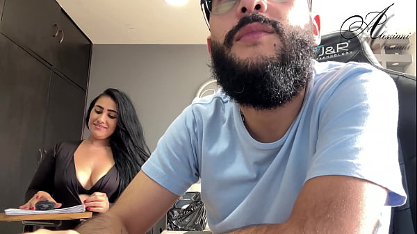 Play MP4 - My manager makes me sign contracts and I want to suck cock