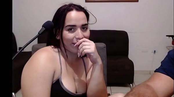 Mi vieja me la chupamientras nos ven nuetros seguidores