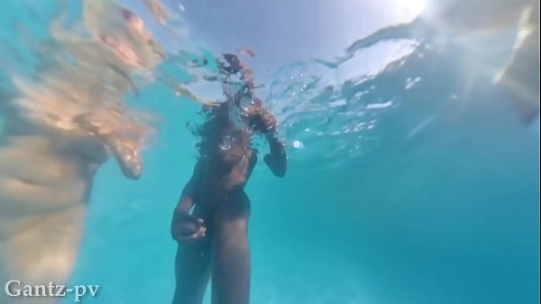 Catalia And Tony Pool Fuck thumbnail