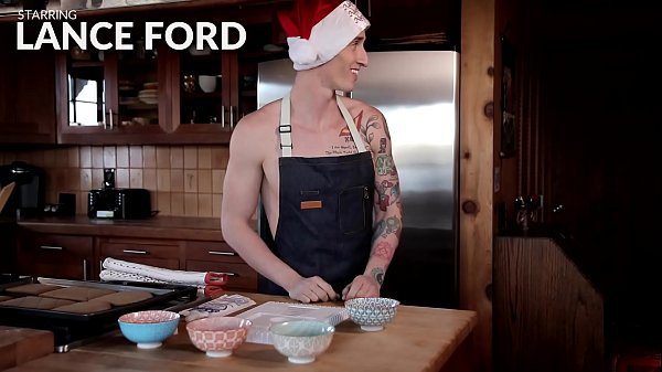 Christmas gingerbread house made us want to have raw sex 