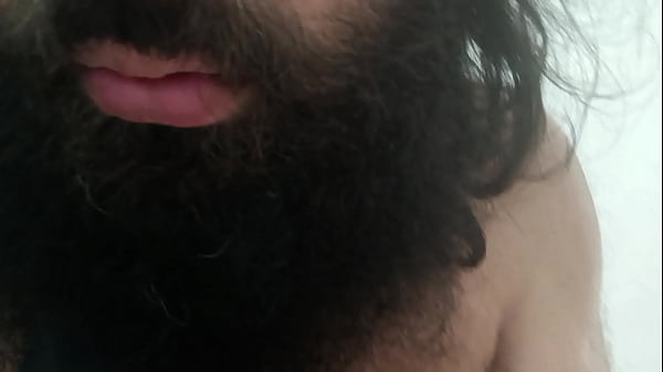 Play MP4 - Peludo suado cheirando a cueca&comma; o cu e se secando com a cueca &lpar;10 minutos&rpar;