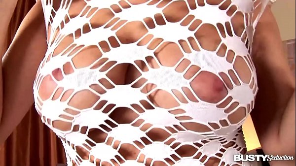 Bustysensation Natalia strokes her big roundtittiesfor you