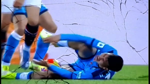 Las piernas de Chucky Lozano