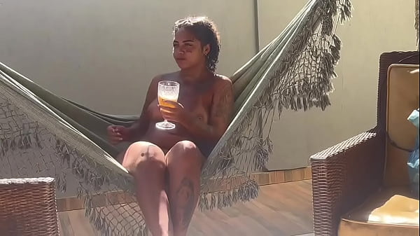 Vaza v&iacute;deo de jogadores fazendo putaria em casa de praia em B&uacute;zios. 