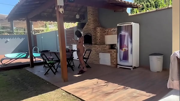 Play MP4 - Vaza v&iacute;deo de jogadores fazendo putaria em casa de praia em B&uacute;zios&period;