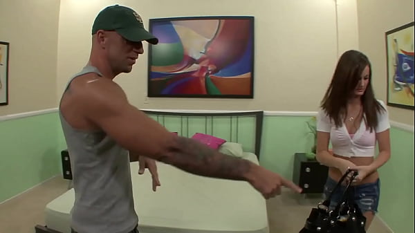 Nonton Young Lily Carter A Slut With Dark Hair Gets Her Pussy Stuffed thumbnail