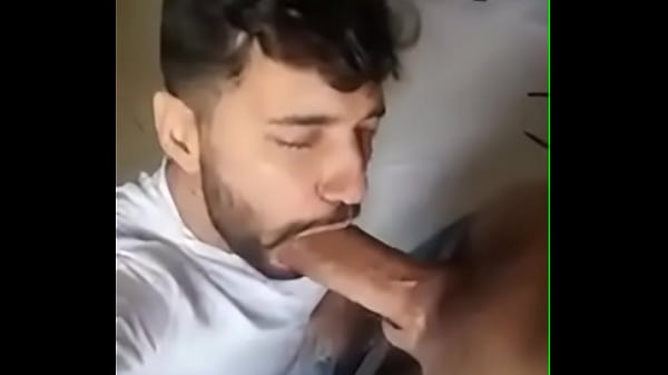 Pica grossa do puto me fodendo a garganta 