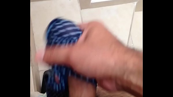 Play MP4 - M&aacute;sturbaci&oacute;n me vine dos veces buen rico