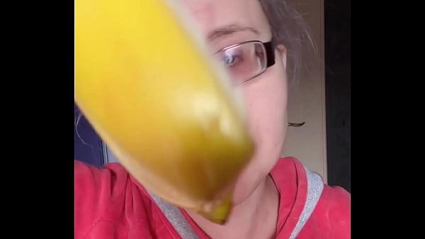 Bimbo giantess with lipstick and banana 