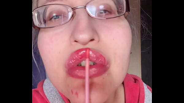 Bimbo giantess with lipstick and banana 