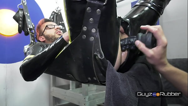 Guyzin2rubber, Too Tight To Play thumbnail