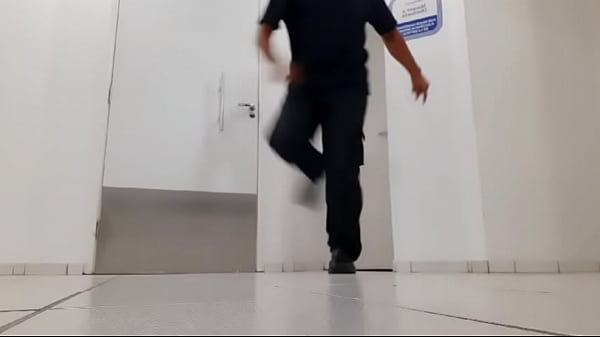 fudendo a sola da minha bota