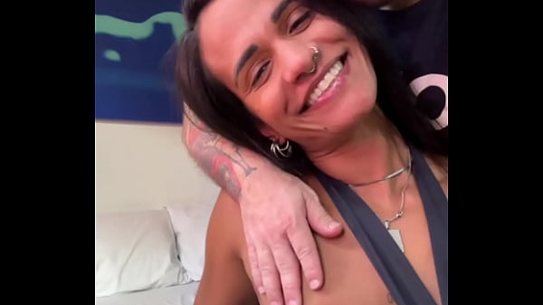 Nonton A Carioca Mostra Tudo Pro An&atilde;o thumbnail