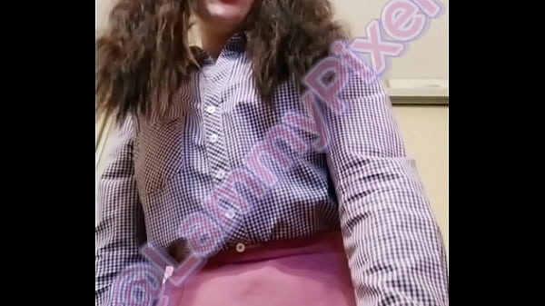 Nonton Lammy Pixel Blows You Kisses With Buttplug In Ass? thumbnail