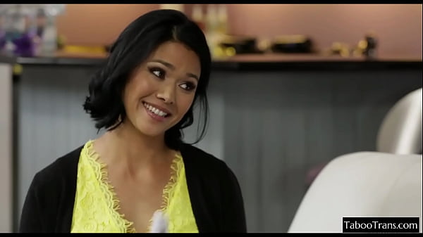 The size of his penis was more than 7 inches and was also quite thick.However, now I too started enjoying getting my ass fucked for the first time.After this he increased the speed a little. 