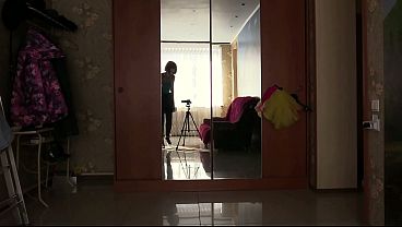 Nonton A Big Juicy Butt In Panties. A Blonde In A Short Skirt Entices You. thumbnail